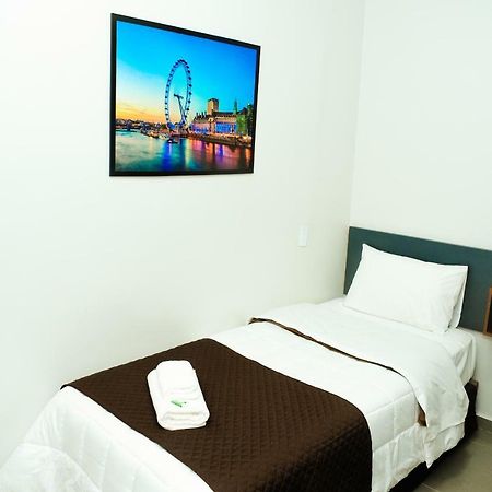 London Executive Hotel Cafelandia  Extérieur photo
